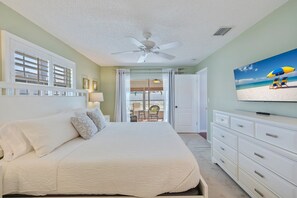 3 bedrooms, iron/ironing board, free WiFi, bed sheets - My Happy Place – Heated Pool, Dual Living Rooms, Screened Lanai & Nearby Indian Rocks Beach (Seminole)