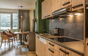 Kühlschrank, Herdplatte, Geschirrspüler