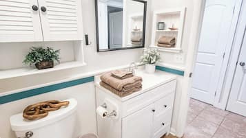 シャワー、ヘアドライヤー