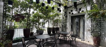 PARIS OF DRAGONBAY HOTEL