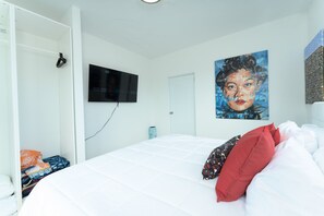 3 bedrooms, WiFi, bed sheets