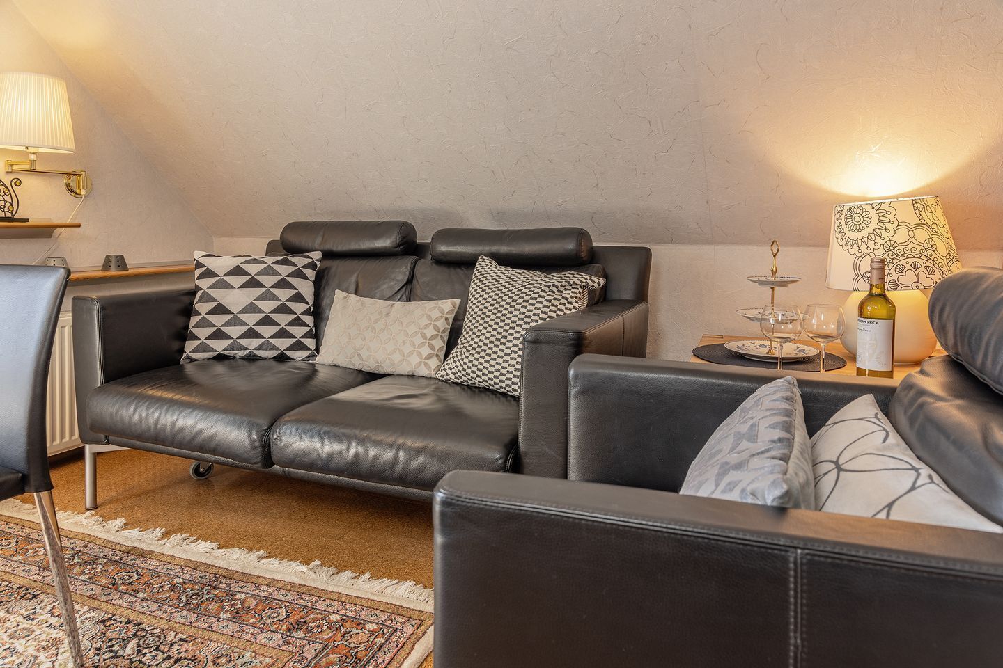 Télévision, lecteur de DVD, chaîne hi-fi