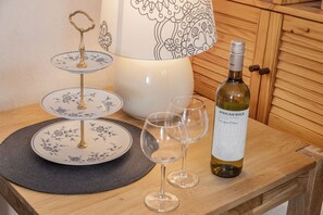 Uklassifisert bilde, 2 av 16, knapp