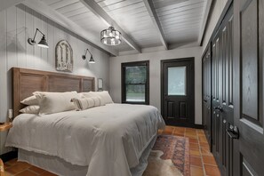 10 chambres, fer et planche à repasser, accès au Wi-Fi (inclus)