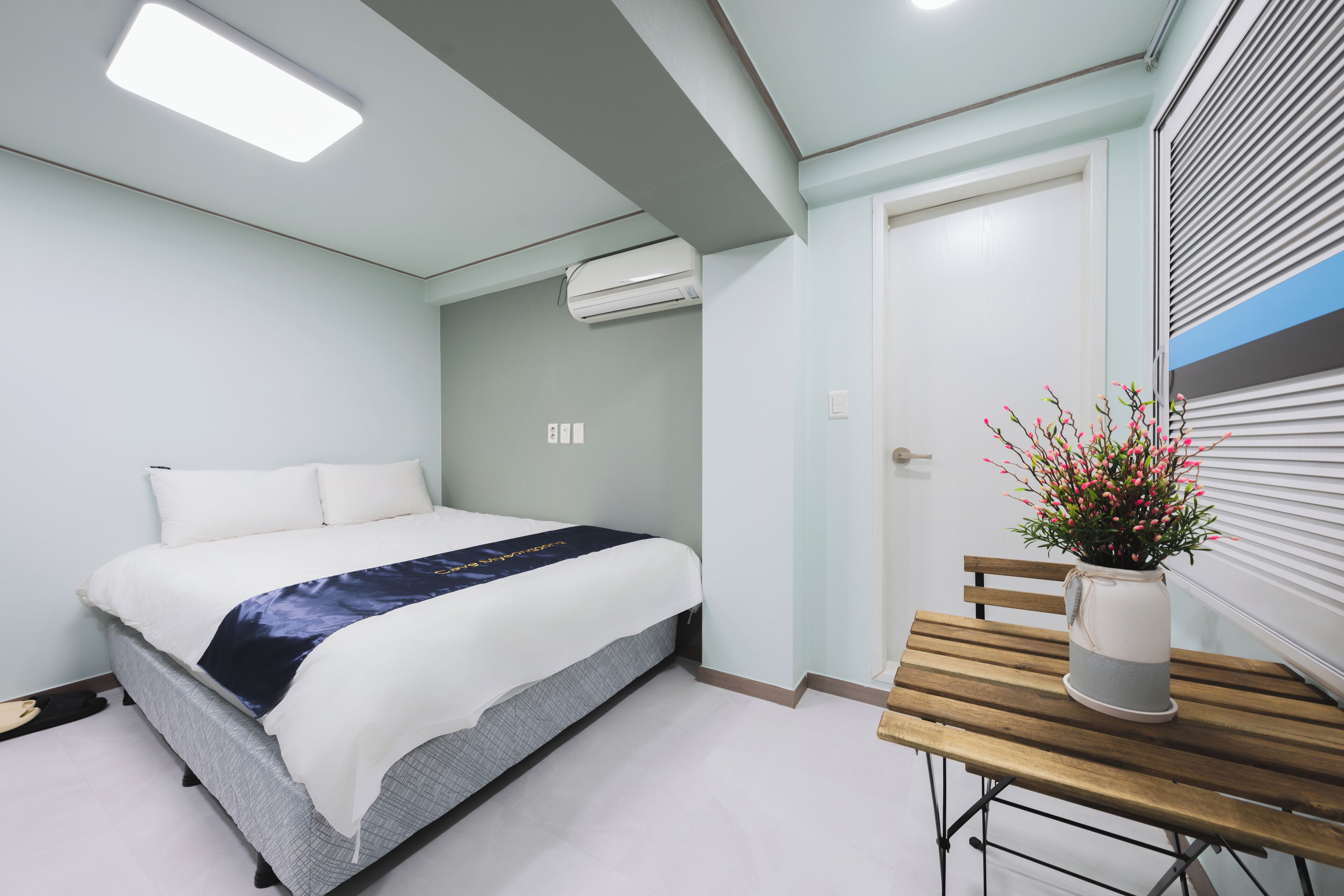 Photo - Cave Myeongdong