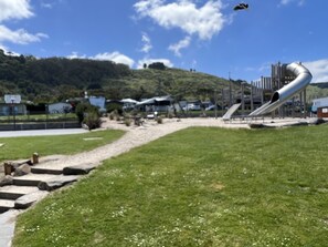 Property grounds - Adorable 2 Bedroom Cabin in Holiday Park (Apollo Bay)
