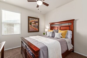4 bedrooms, iron/ironing board, WiFi, bed sheets
