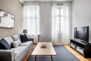 Télévision, chaîne hi-fi