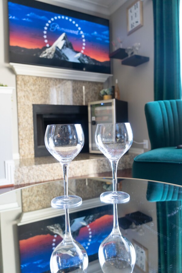 Interior - Stellar City Suites (Dallas)