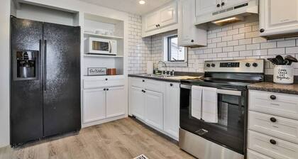 Charming 2-Story Home Near Boston, Tuscan Village