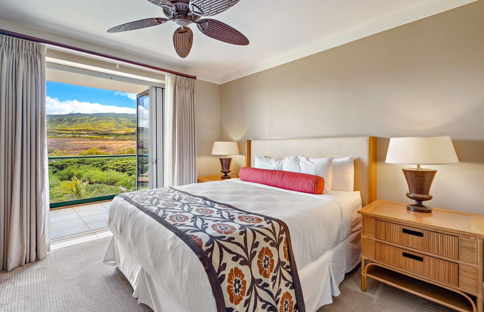 6 bedrooms, iron/ironing board, free WiFi, bed sheets