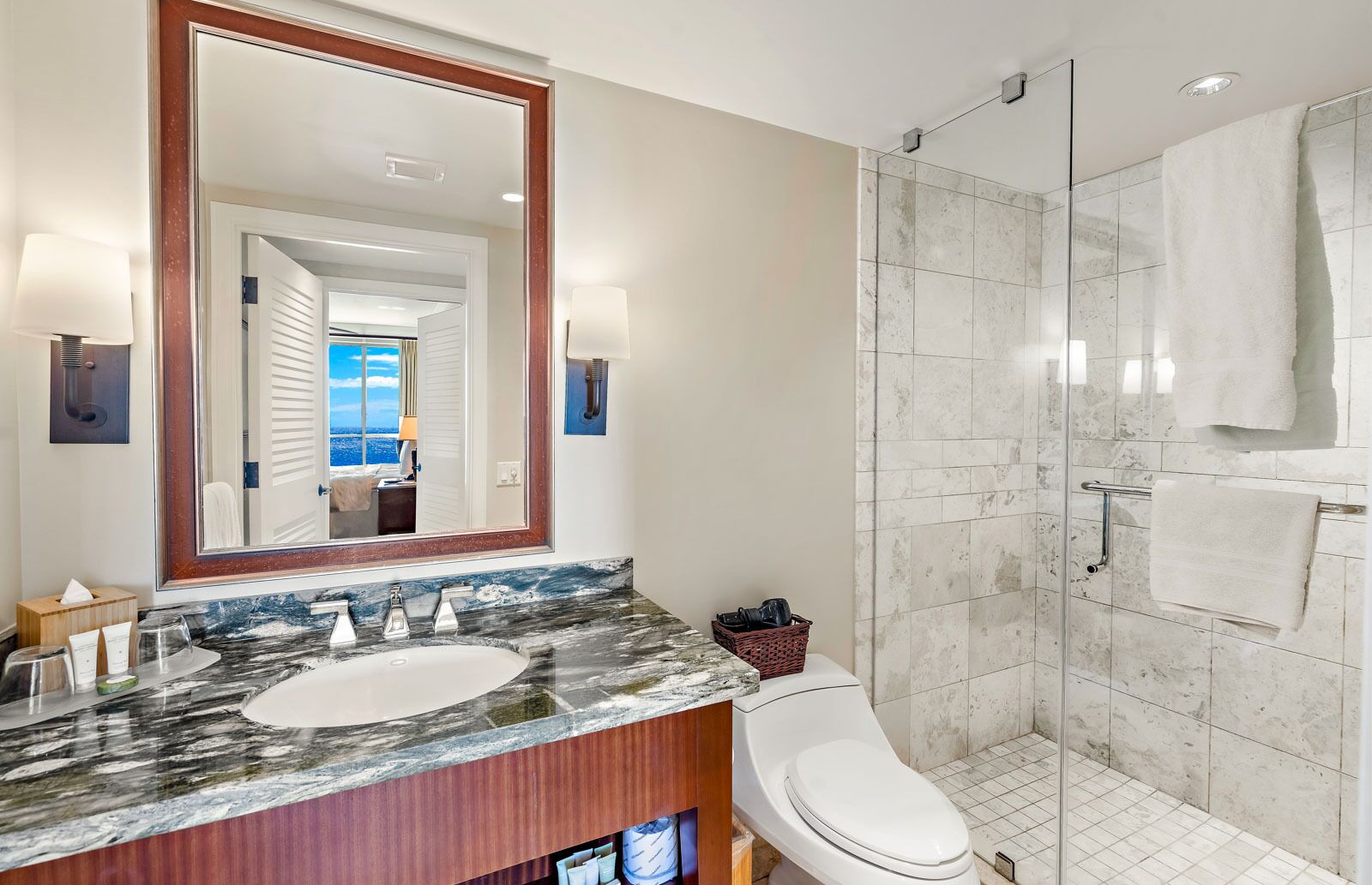 Bathtub, hair dryer, towels