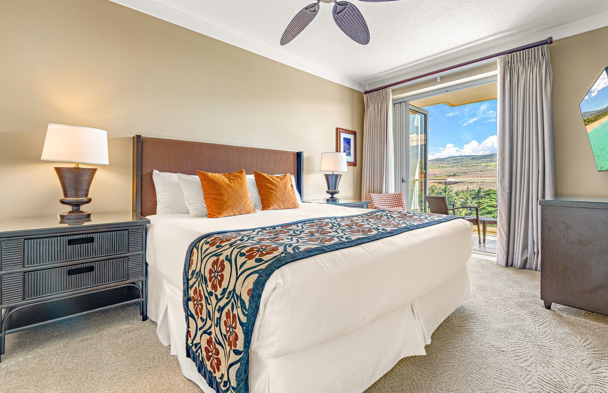 6 bedrooms, iron/ironing board, free WiFi, bed sheets