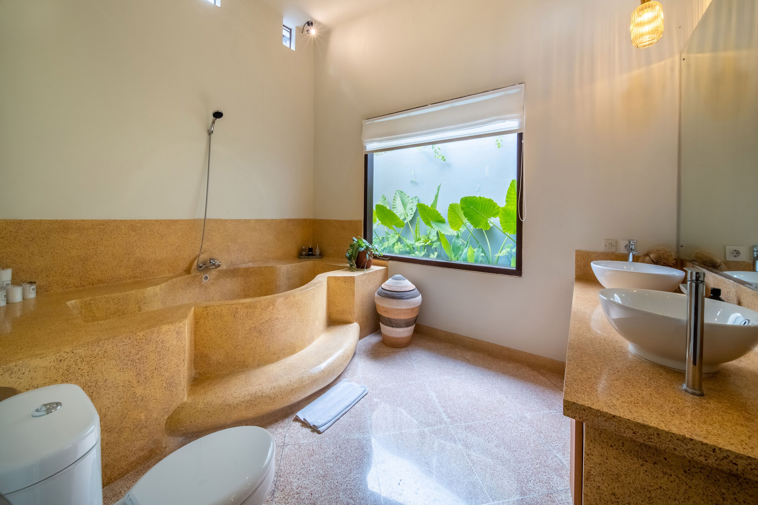 Villa – deluxe | Bad | Hårføner, håndklær, såpe og sjampo