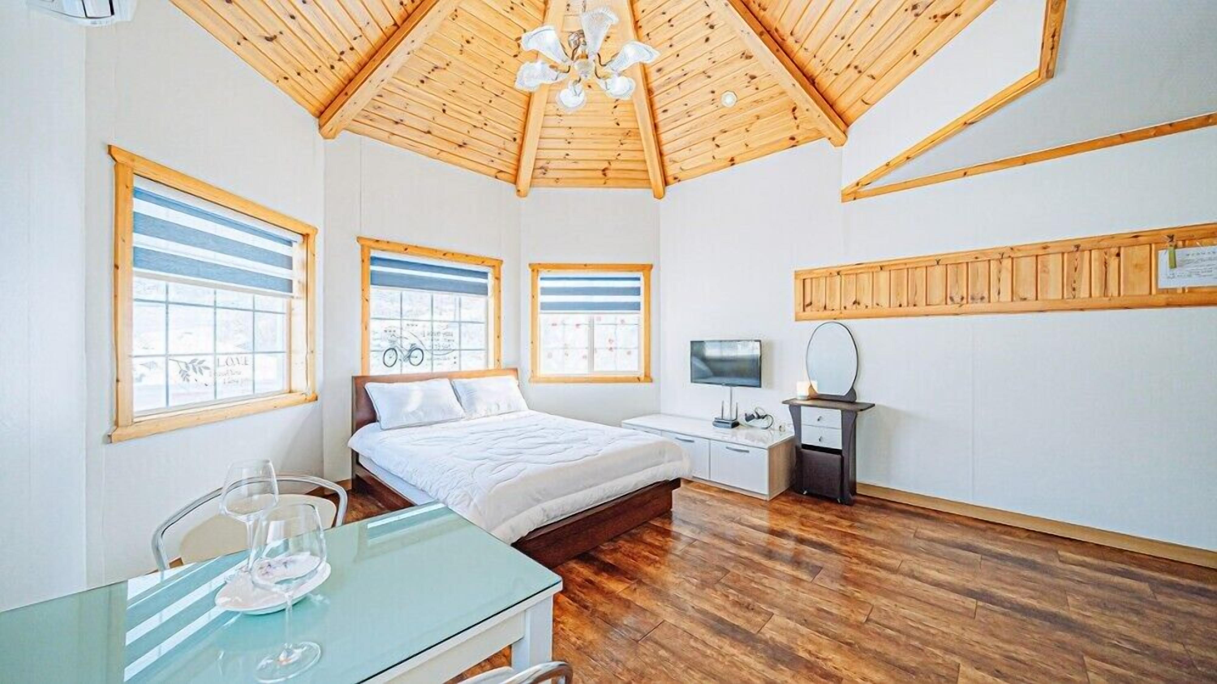 Room (2st floor haneul)