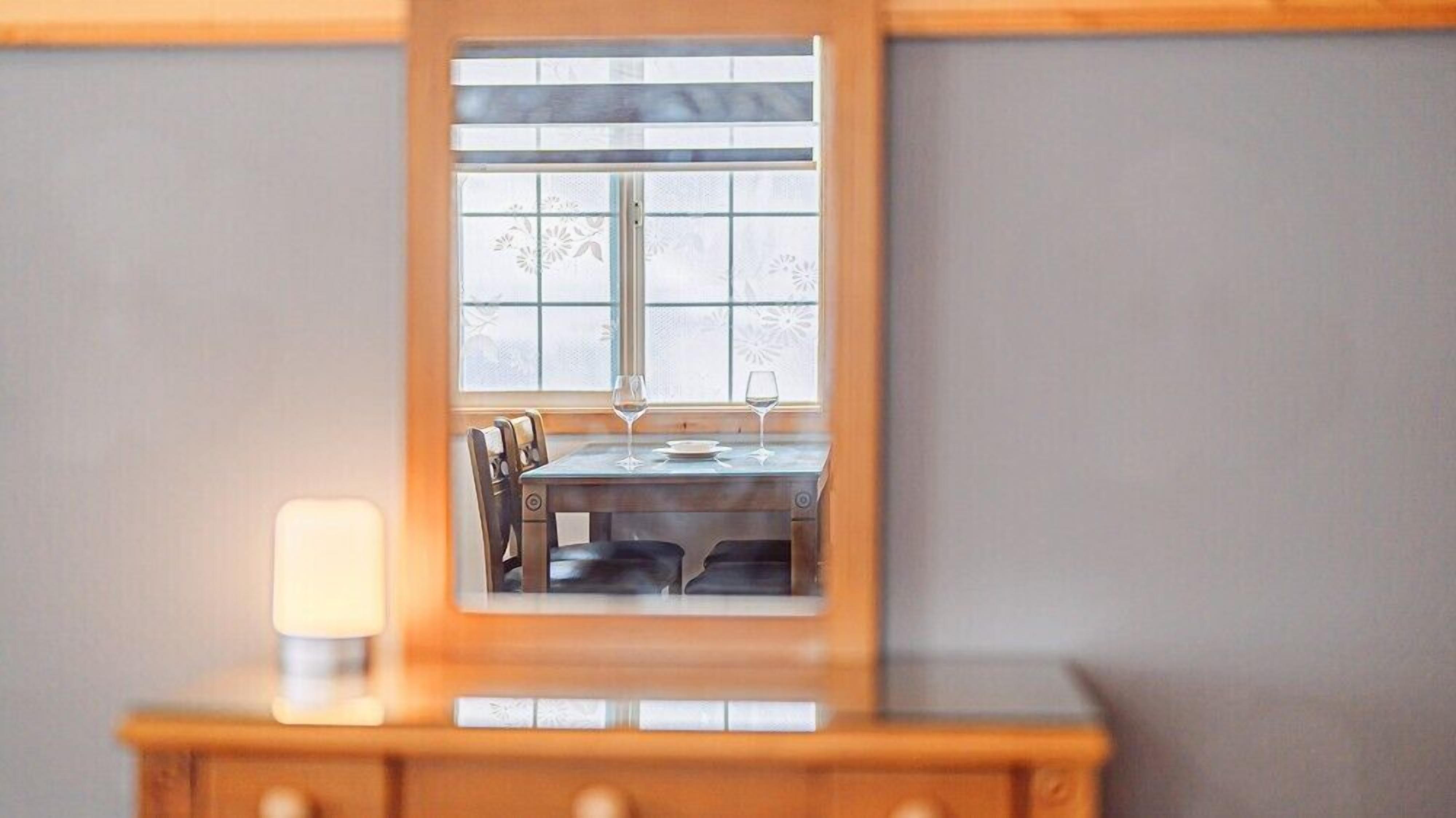 Room (2st floor juhwang)