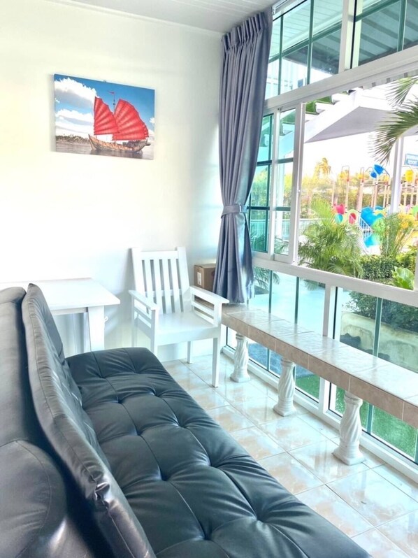 Standard Room for 4 | Gratis wi-fi och sängkläder