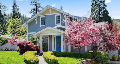 Ashland Luxury: 4 King suites, pool & hot tub