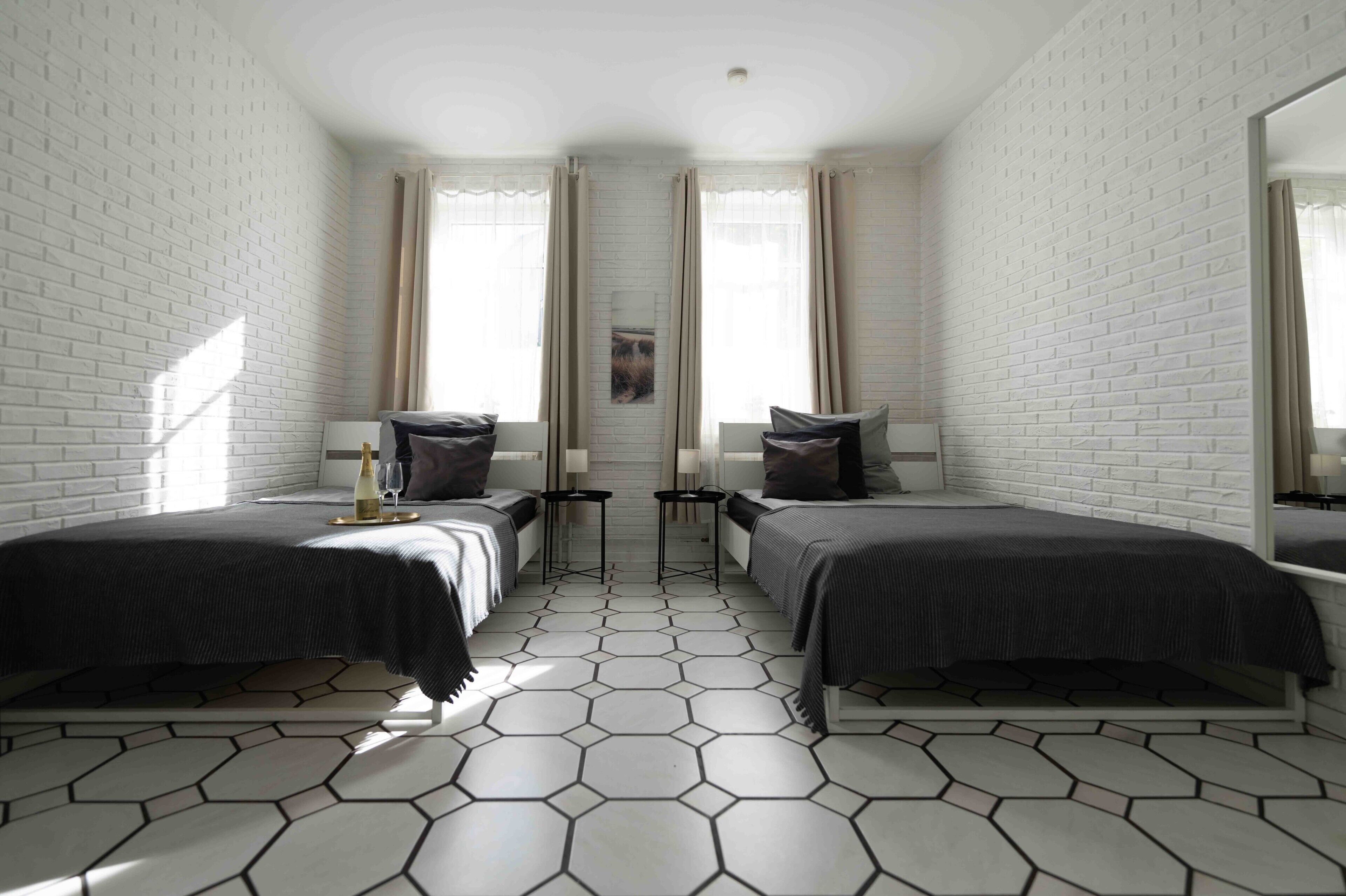 1 quarto, Wi-Fi de cortesia, roupa de cama