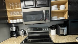 Private kitchen - Stylish Home in the heart of Tempe with Private Pool (Tempe)
