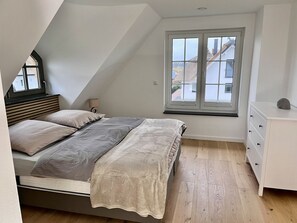 3 bedrooms, iron/ironing board, WiFi - Reethaus Mellnitz - Reetdachhaus auf Rügen (Mellnitz-Hof)