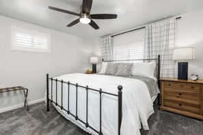 1 Schlafzimmer, Reisekinderbett, WLAN, Bettwäsche