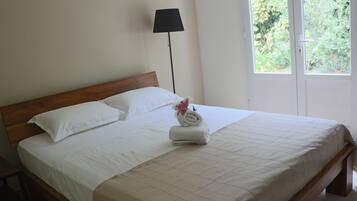 3 Schlafzimmer, BĂŒgeleisen/BĂŒgelbrett, kostenloses WLAN, BettwĂ€sche