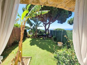 Property grounds - Mediterranean house with SEA VIEWS, garden and terrace. (Sant Feliu de Guíxols)