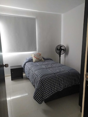 3 bedrooms, free WiFi, bed sheets, wheelchair access