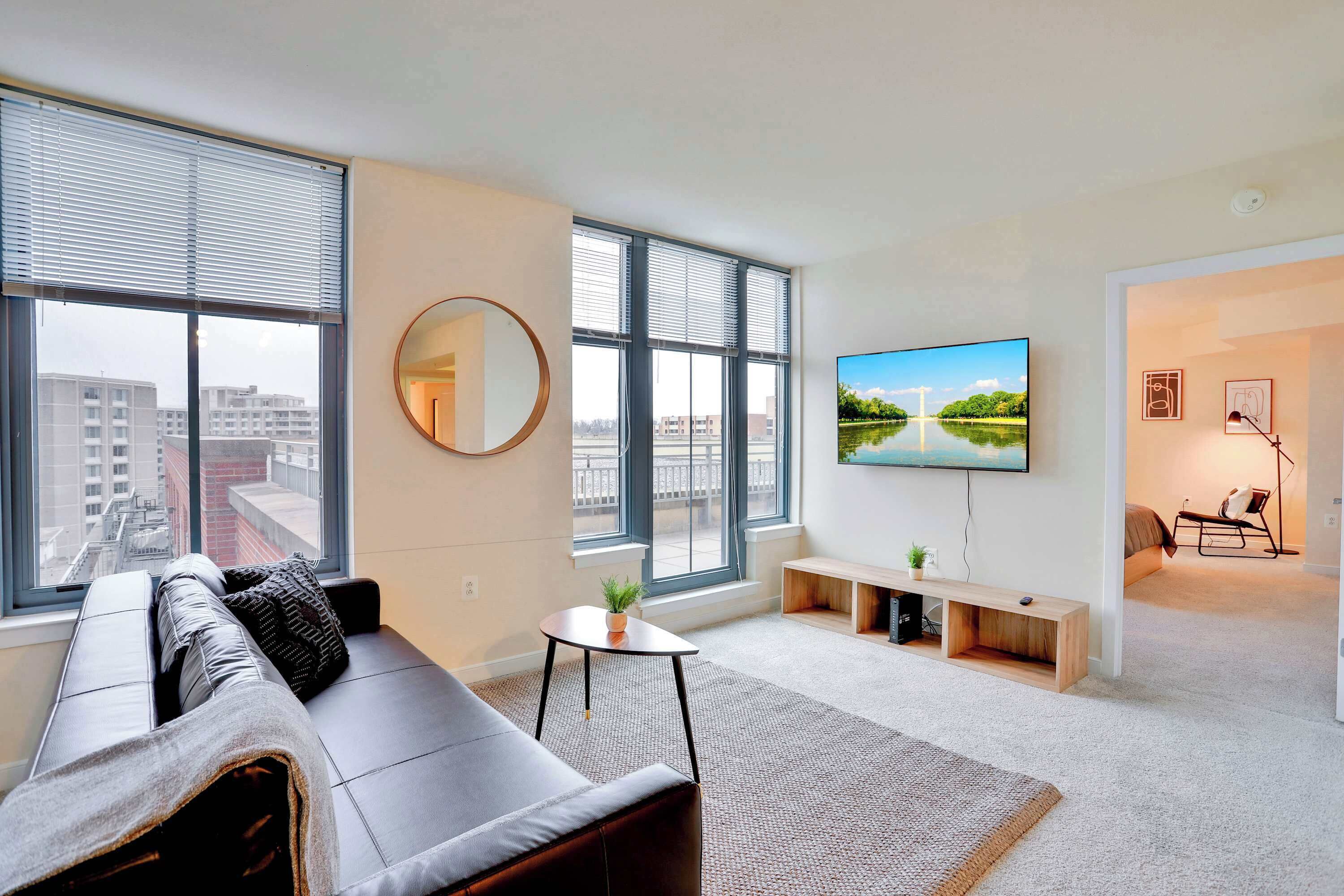 TV, fireplace, offices