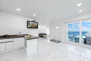 Chambre (Outside Pool Villa (SPA) B-2)