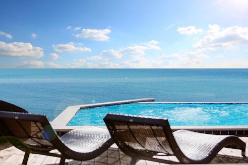 Pool Villa 1-2 Pension