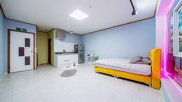 Room (marine) | 1 bedroom