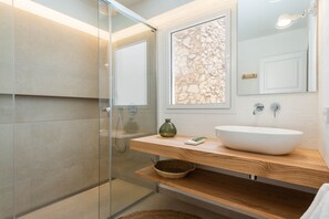 Douche, bidet