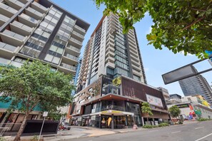 Exterior - South Bank Styling! ~ 1Bed, 1Bath, 1Car, Balcony (South Brisbane)