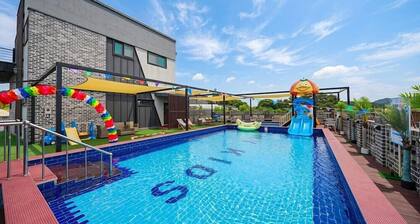 My Kids Pool Villa