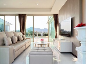 تلفزيون ذكي، كُتُب