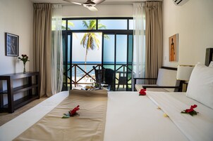 Deluxe Double Room, Ocean View | Egyptian cotton sheets, premium bedding, memory foam beds, minibar