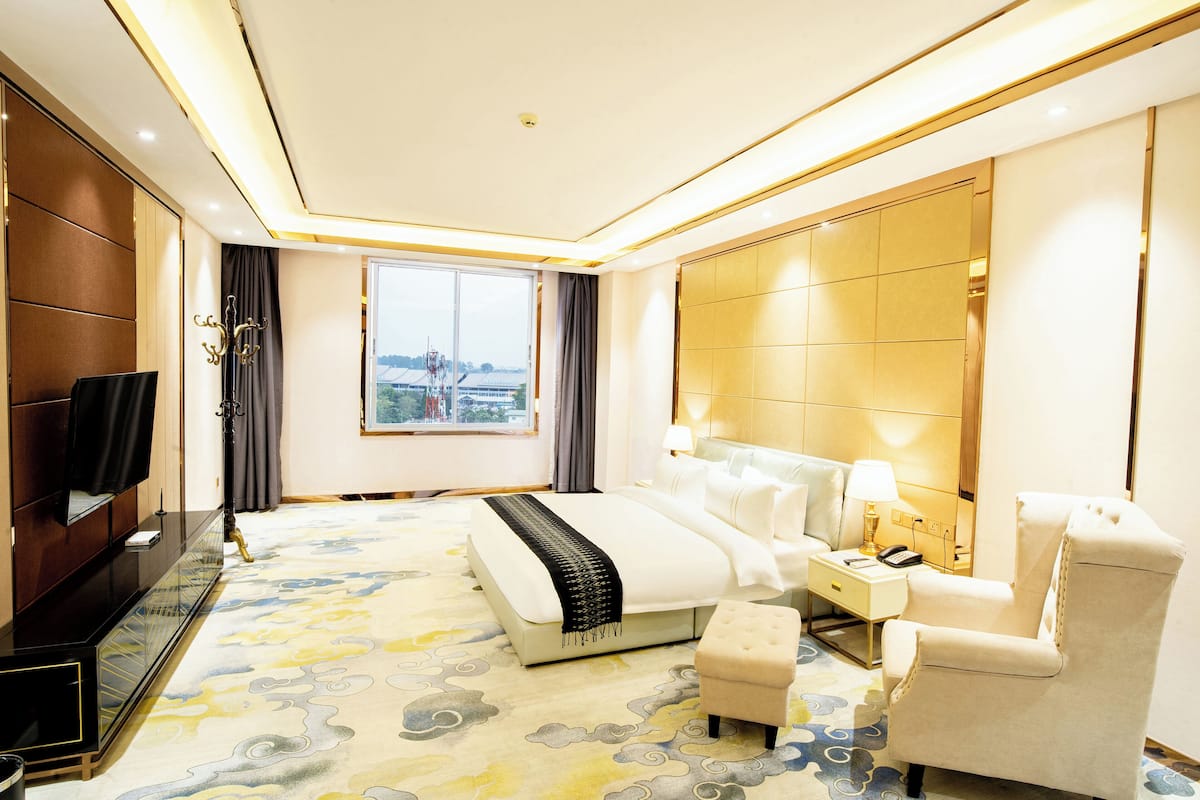 Executive-Zimmer, Stadtblick | Hochwertige Bettwaren, Minibar, Zimmersafe, Schreibtisch