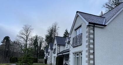 2 bedroom first floor apartment in Invergarry