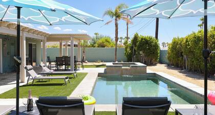 Chef'sKitchen, Saltwater Pool/Spa, KingBeds, Firepit, Games, WorkSpace, MtnViews