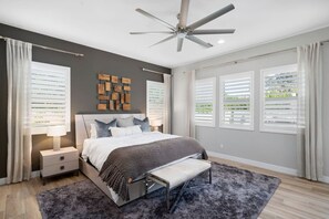 3 bedrooms, desk, iron/ironing board, WiFi - Kyla's 34th · PHX Elegancy| Oasis | HeatedPool| Spa (Phoenix)