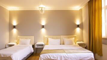 Suite Confort, 2 chambres | 2 chambres, minibar, coffres-forts dans les chambres, Wi-Fi gratuit