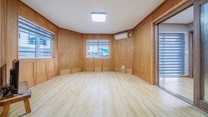Room (byeol hana-e ameoni)