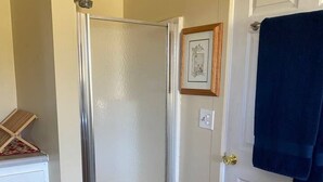 Interior - Cozy cottage near Olympic National Park, hiking trails & Dungeness River (Sequim)