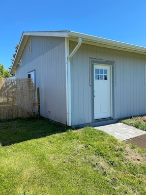 Exterior - Cozy cottage near Olympic National Park, hiking trails & Dungeness River (Sequim)