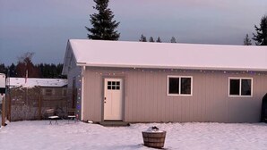 Exterior - Cozy cottage near Olympic National Park, hiking trails & Dungeness River (Sequim)