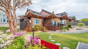 Exterior - dal geulim goun (Chuncheon)