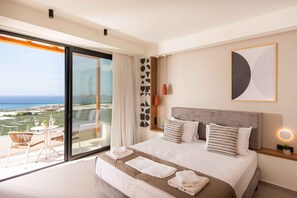 7 bedrooms, iron/ironing board, free WiFi, bed sheets - Casa di Franco Seaview, heated* pool, gym & hammam (Kissamos)