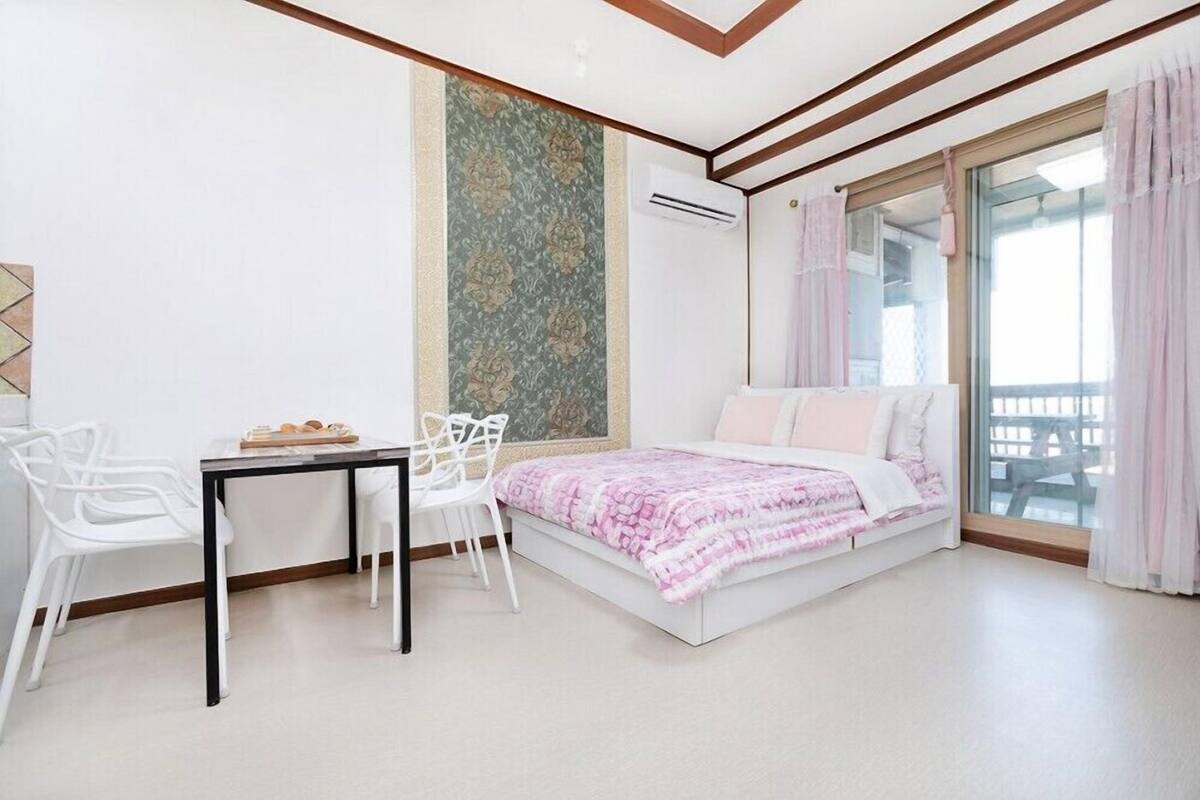 Habitación (Lilac)
